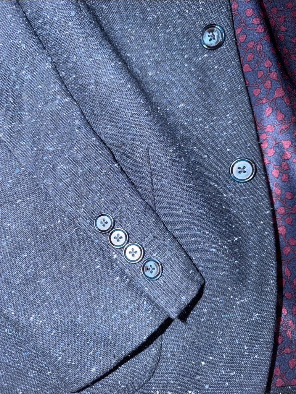 Men’s Penguin Navy Dotted Blazer. Size Medium